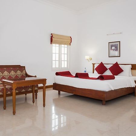 The Avenue Center Hotel Коччи Экстерьер фото