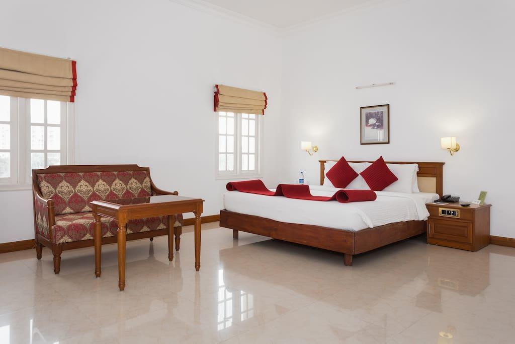 The Avenue Center Hotel Коччи Экстерьер фото