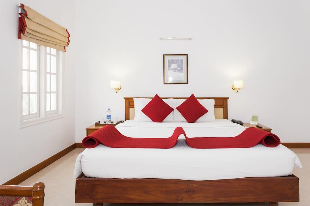 The Avenue Center Hotel Коччи Экстерьер фото